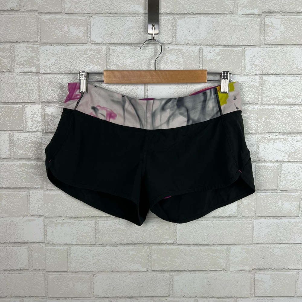Lululemon Speed Short Black Unicorn Tear Waistband